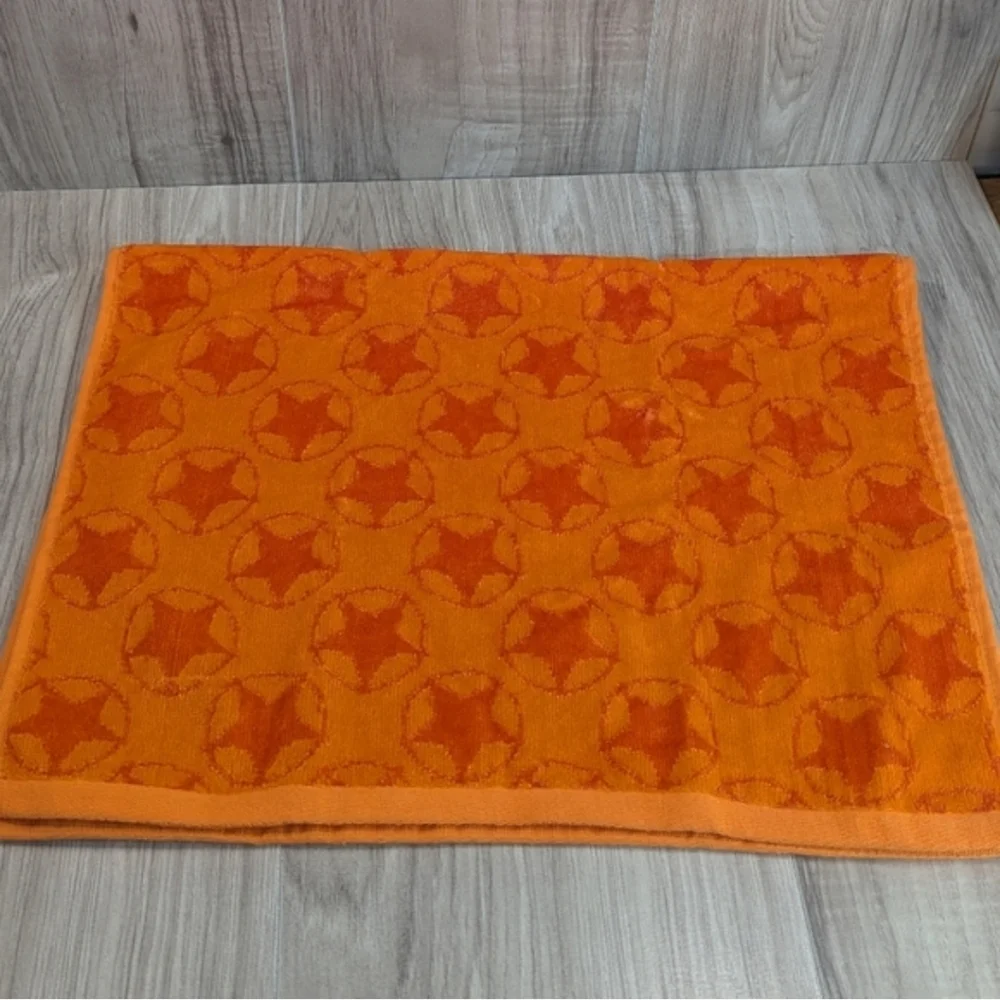 Disney Jumping Beans Toy Story Woody Sheriff Orange Bath Hand Towel